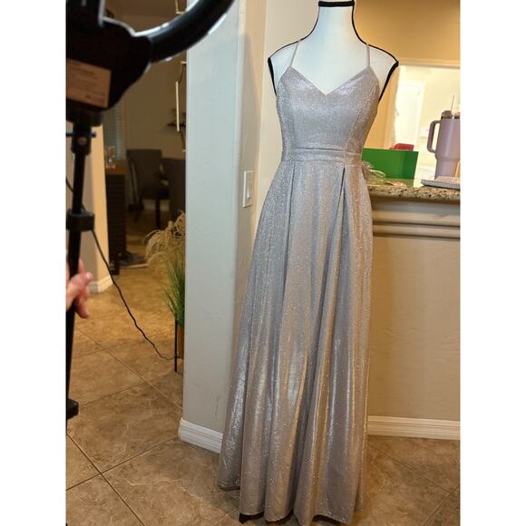 Crystal Doll Juniors Gold Sprakle A-Line Evening Gown Size 5 NEW - Picture 4 of 9